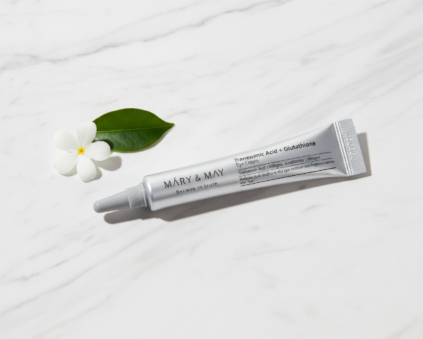 Mary&May Eye Cream - marmură + o floare + o frunzuliță