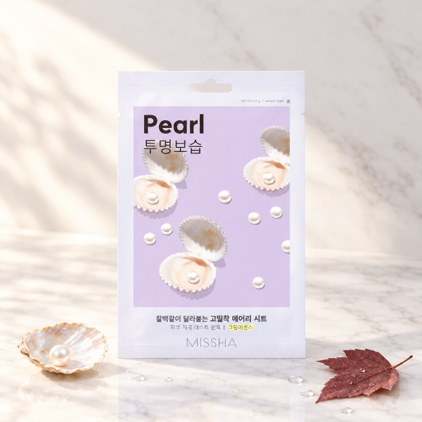 Mască MISSHA Pearl în decor minimalist de toamnă