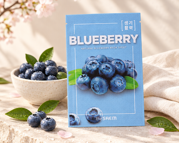 Mască The Saem Blueberry în decor ivoire